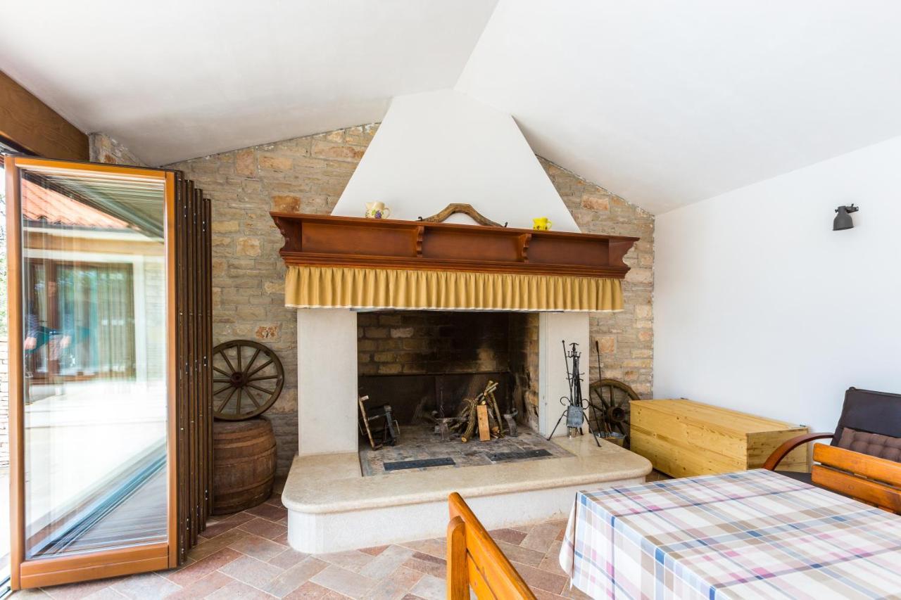 Villa Vignola Kavran Extérieur photo