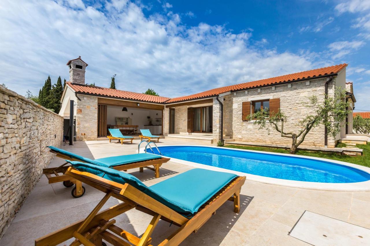Villa Vignola Kavran Extérieur photo